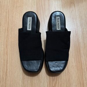 Steve Madden Slinky30 Women's Black Slide Sandals